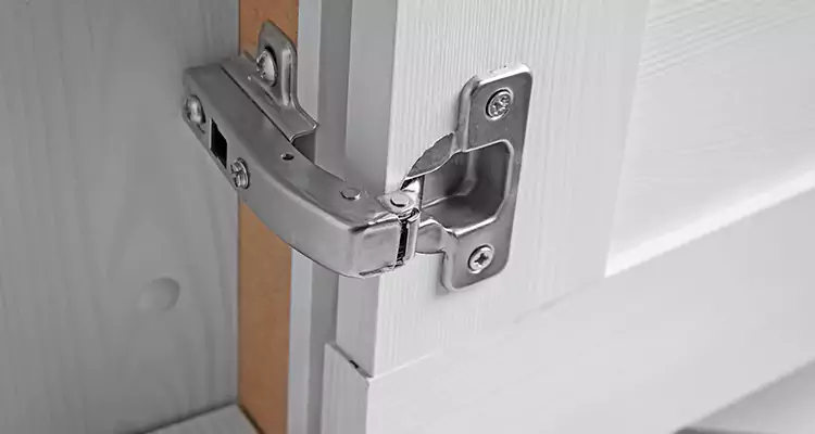 Shower Door Hinge Replacement in San Mateo, CA