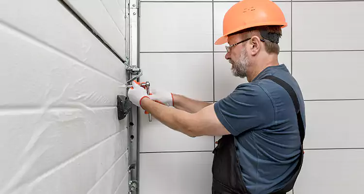 Emergency Garage Door Repair in San Mateo, CA