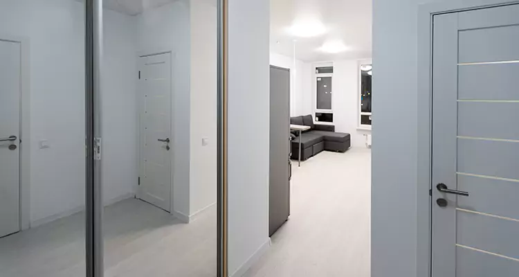 Modern Mirrored Closet Doors Repair in San Mateo, CA
