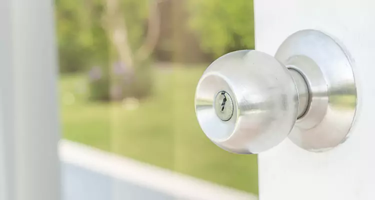 Patio Door Mechanism Jammed in San Mateo, CA